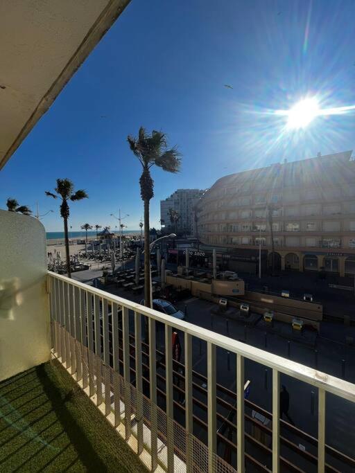 Appartement 20 Mts Plage, Pl Mediterranee, Vue Mer Parking Canet-en-Roussillon Esterno foto