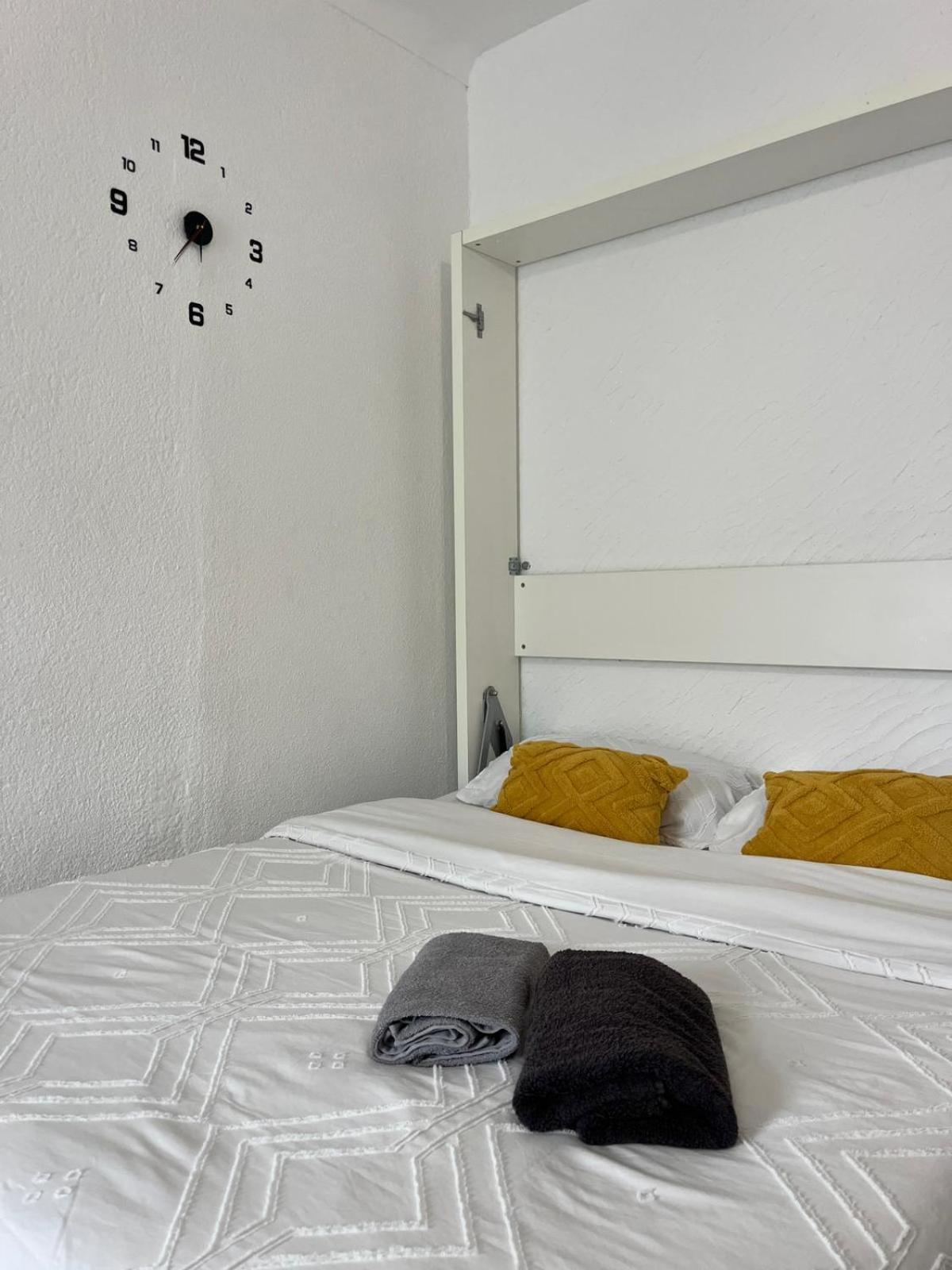 Appartement 20 Mts Plage, Pl Mediterranee, Vue Mer Parking Canet-en-Roussillon Esterno foto
